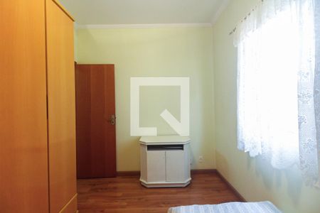 Casa à venda com 218m², 3 quartos e 2 vagasQuarto 2