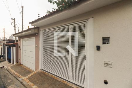 Casa à venda com 218m², 3 quartos e 2 vagasFachada 