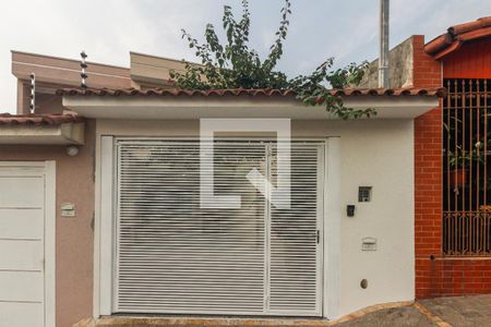 Casa à venda com 218m², 3 quartos e 2 vagasFachada 