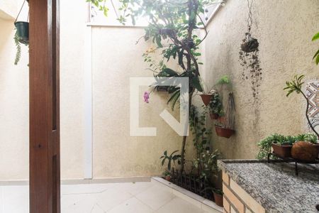 Casa à venda com 218m², 3 quartos e 2 vagasQuintal e Churrasqueira 