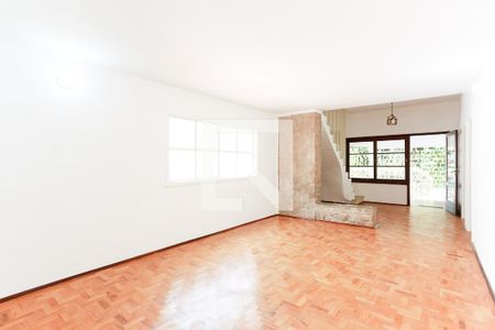 Sala de casa para alugar com 6 quartos, 180m² em Butantã, São Paulo