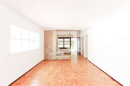 Sala de casa para alugar com 6 quartos, 180m² em Butantã, São Paulo