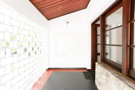Sala de casa para alugar com 6 quartos, 180m² em Butantã, São Paulo