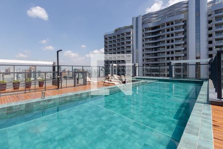 Apartamento à venda com 28m², 1 quarto e sem vaga Apartamento à venda com 28m², 1 quarto e sem vagaPiscina