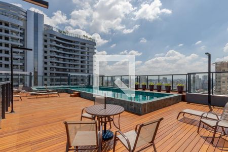 Apartamento à venda com 28m², 1 quarto e sem vaga Apartamento à venda com 28m², 1 quarto e sem vagaPiscina