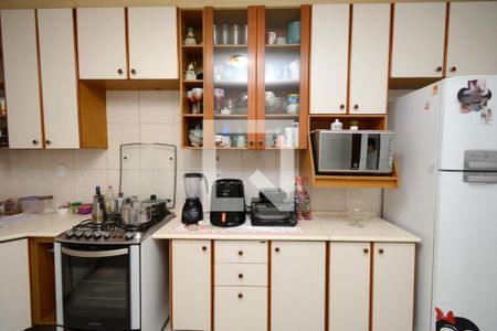 Casa à venda com 130m², 3 quartos e 2 vagasCozinha