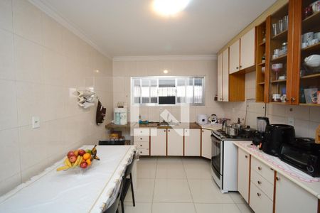 Casa à venda com 130m², 3 quartos e 2 vagasCozinha