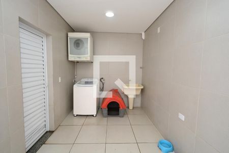 Casa à venda com 130m², 3 quartos e 2 vagasÁrea de Serviço