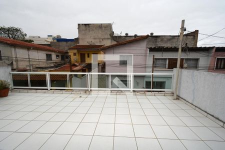 Casa à venda com 130m², 3 quartos e 2 vagasTerraço