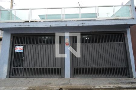 Casa à venda com 130m², 3 quartos e 2 vagasFachada