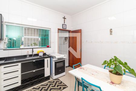Casa à venda com 112m², 3 quartos e 2 vagasCozinha