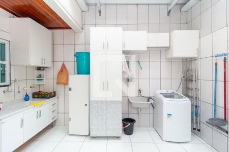 Casa à venda com 112m², 3 quartos e 2 vagasÁrea de Serviço