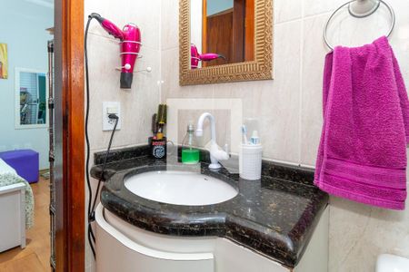 Casa à venda com 112m², 3 quartos e 2 vagasBanheiro da Suíte 2