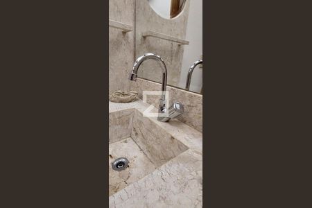 Apartamento à venda com 147m², 4 quartos e 2 vagas Apartamento à venda com 147m², 4 quartos e 2 vagasLavabo