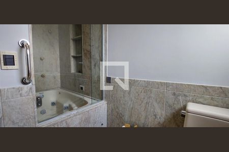 Apartamento à venda com 147m², 4 quartos e 2 vagas Apartamento à venda com 147m², 4 quartos e 2 vagasBanheiro 2