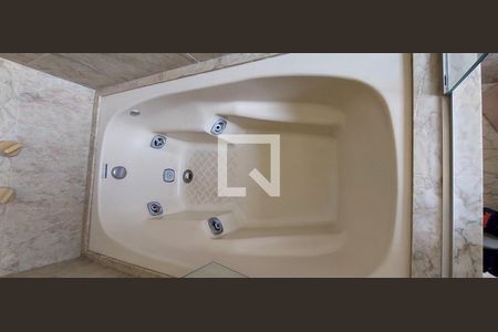 Apartamento à venda com 147m², 4 quartos e 2 vagas Apartamento à venda com 147m², 4 quartos e 2 vagasBanheiro 2