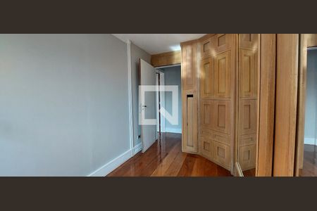 Apartamento à venda com 147m², 4 quartos e 2 vagas Apartamento à venda com 147m², 4 quartos e 2 vagasQuarto 3