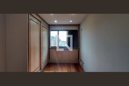 Apartamento à venda com 147m², 4 quartos e 2 vagas Apartamento à venda com 147m², 4 quartos e 2 vagasQuarto 4