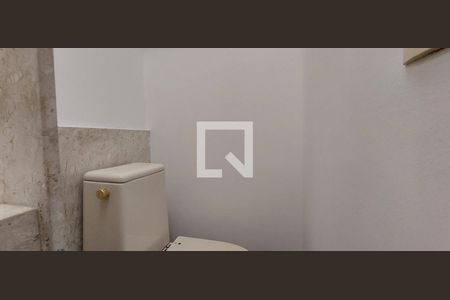 Apartamento à venda com 147m², 4 quartos e 2 vagas Apartamento à venda com 147m², 4 quartos e 2 vagasLavabo