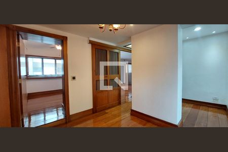Apartamento à venda com 147m², 4 quartos e 2 vagas Apartamento à venda com 147m², 4 quartos e 2 vagasCopa