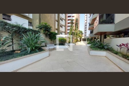 Apartamento à venda com 147m², 4 quartos e 2 vagas Apartamento à venda com 147m², 4 quartos e 2 vagasÁrea comum