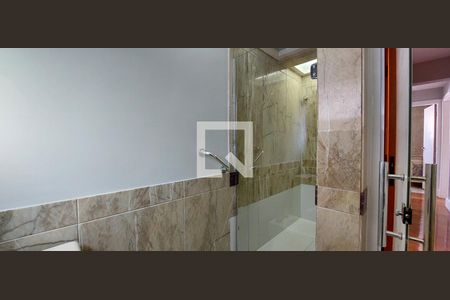 Apartamento à venda com 147m², 4 quartos e 2 vagas Apartamento à venda com 147m², 4 quartos e 2 vagasBanheiro Quarto 2 suíte