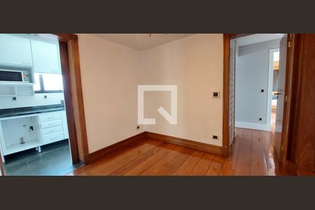 Apartamento à venda com 147m², 4 quartos e 2 vagas Apartamento à venda com 147m², 4 quartos e 2 vagasCopa