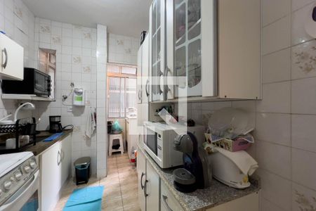 Apartamento à venda com 73m², 2 quartos e sem vagaCozinha e área de serviço