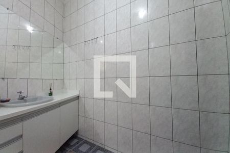 Casa à venda com 250m², 3 quartos e 3 vagasBanheiro da Suíte