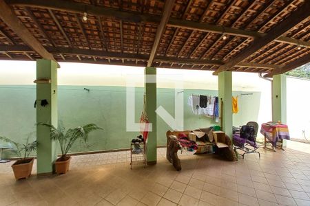 Casa à venda com 250m², 3 quartos e 3 vagasVista do Quarto 3 