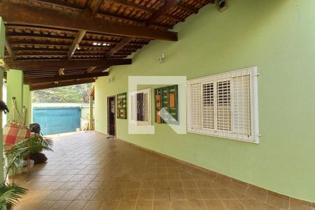 Casa à venda com 250m², 3 quartos e 3 vagasGaragem 