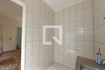 Casa à venda com 250m², 3 quartos e 3 vagasCozinha 