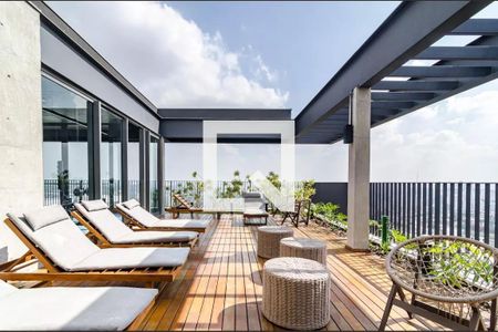 Studio à venda com 24m², 1 quarto e sem vaga Studio à venda com 24m², 1 quarto e sem vagaDeck