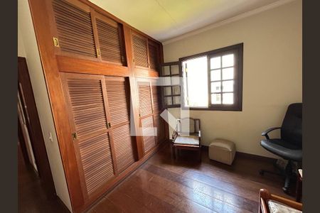 Casa à venda com 250m², 3 quartos e 4 vagasQuarto 1