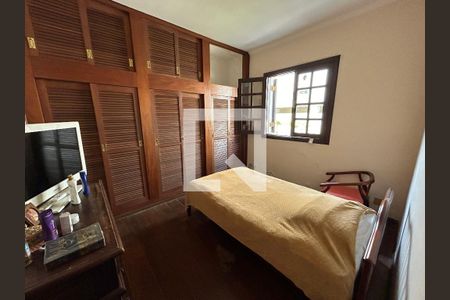 Casa à venda com 250m², 3 quartos e 4 vagasQuarto 2