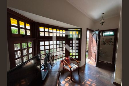 Casa à venda com 250m², 3 quartos e 4 vagasSala