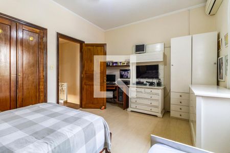 Quarto 2 de casa à venda com 3 quartos, 240m² em Pinheiros, São Paulo