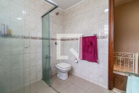 Banheiro de casa à venda com 3 quartos, 240m² em Pinheiros, São Paulo