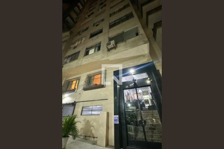 Apartamento à venda com 45m², 1 quarto e sem vaga Apartamento à venda com 45m², 1 quarto e sem vagaFachada