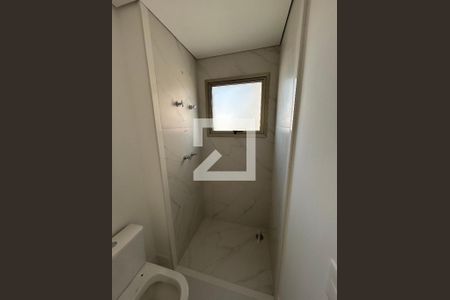 Apartamento à venda com 222m², 5 quartos e 5 vagasBanheiro da Suíte 4