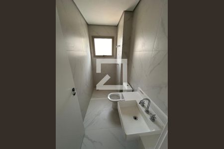 Apartamento à venda com 222m², 5 quartos e 5 vagasBanheiro da Suíte 2