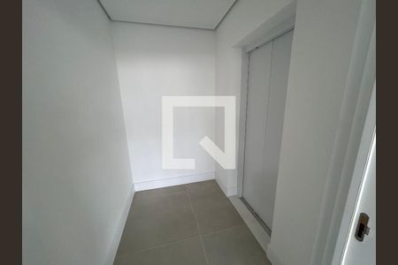 Apartamento à venda com 222m², 5 quartos e 5 vagasHall de entrada