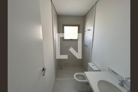 Apartamento à venda com 222m², 5 quartos e 5 vagasBanheiro da suíte 5
