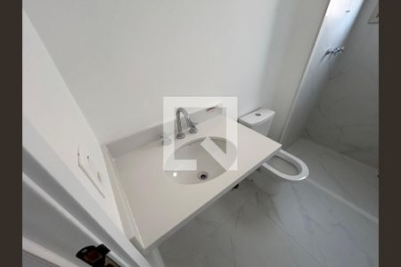 Apartamento à venda com 222m², 5 quartos e 5 vagasBanheiro da Suíte 3