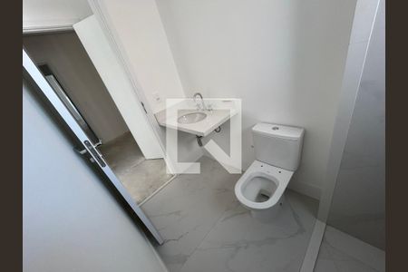 Apartamento à venda com 222m², 5 quartos e 5 vagasBanheiro da Suíte 3