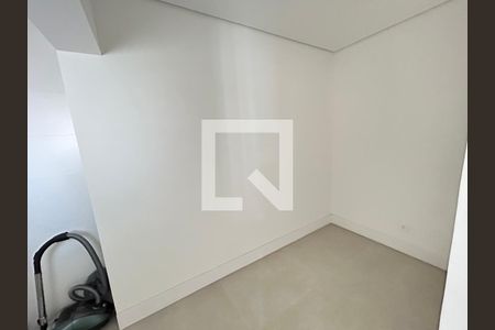 Apartamento à venda com 222m², 5 quartos e 5 vagasSuíte 1