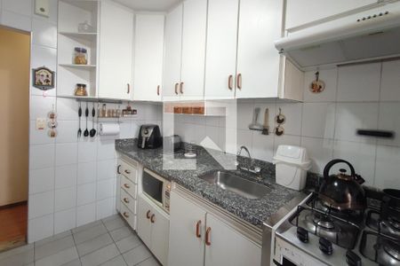 Apartamento à venda com 74m², 3 quartos e 1 vagaCozinha