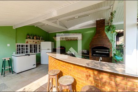 Casa de condomínio à venda com 370m², 5 quartos e 3 vagas Casa de condomínio à venda com 370m², 5 quartos e 3 vagasQuintal