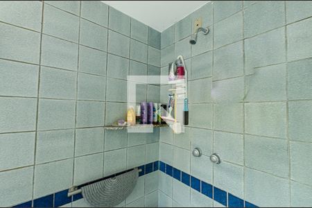 Casa de condomínio à venda com 370m², 5 quartos e 3 vagas Casa de condomínio à venda com 370m², 5 quartos e 3 vagasQuarto 3