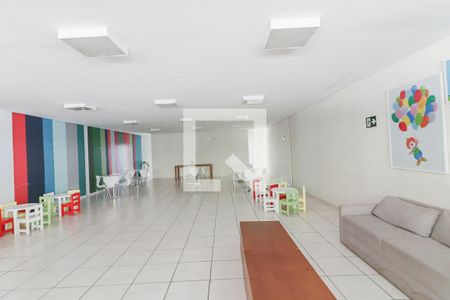 Apartamento para alugar com 44m², 2 quartos e 1 vagaÁrea comum - Salão de festas